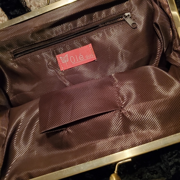 Gorgeous Handmade Floral and Lace Purse - Picture 3 of 6